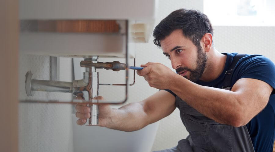 Professional sink repair services in Derwent, OH